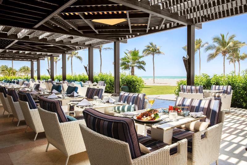 Salalah Rotana Resort Exterior photo The Beach Club